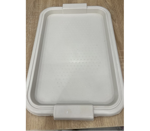 Піднос пласт УКР Е 25*35