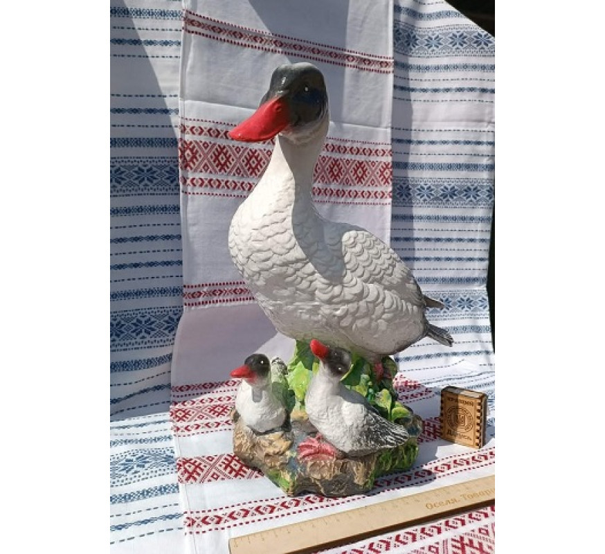 Качка з каченятами 35см